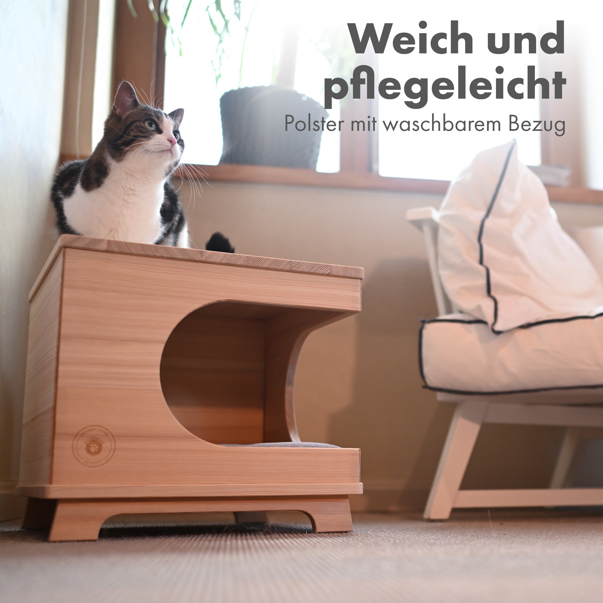 Katzenhaus aus Lärchenholz